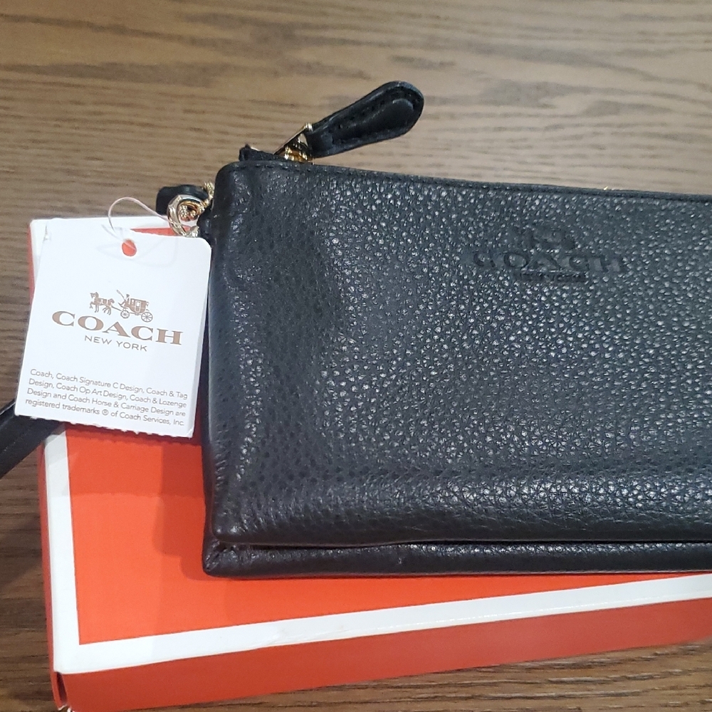 Coach Black Pebbled Leather Wristlet Bag - Picture 11 of 11